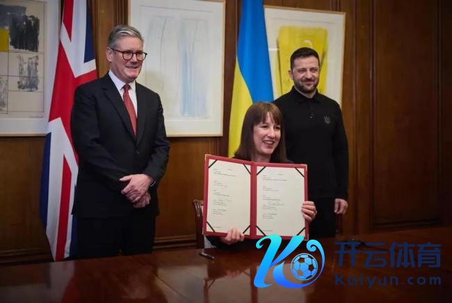 英国首相为何会给乌克兰旱苗得雨 背后的政事总共