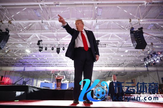 特朗普2024年在密歇根州的竞选集会上